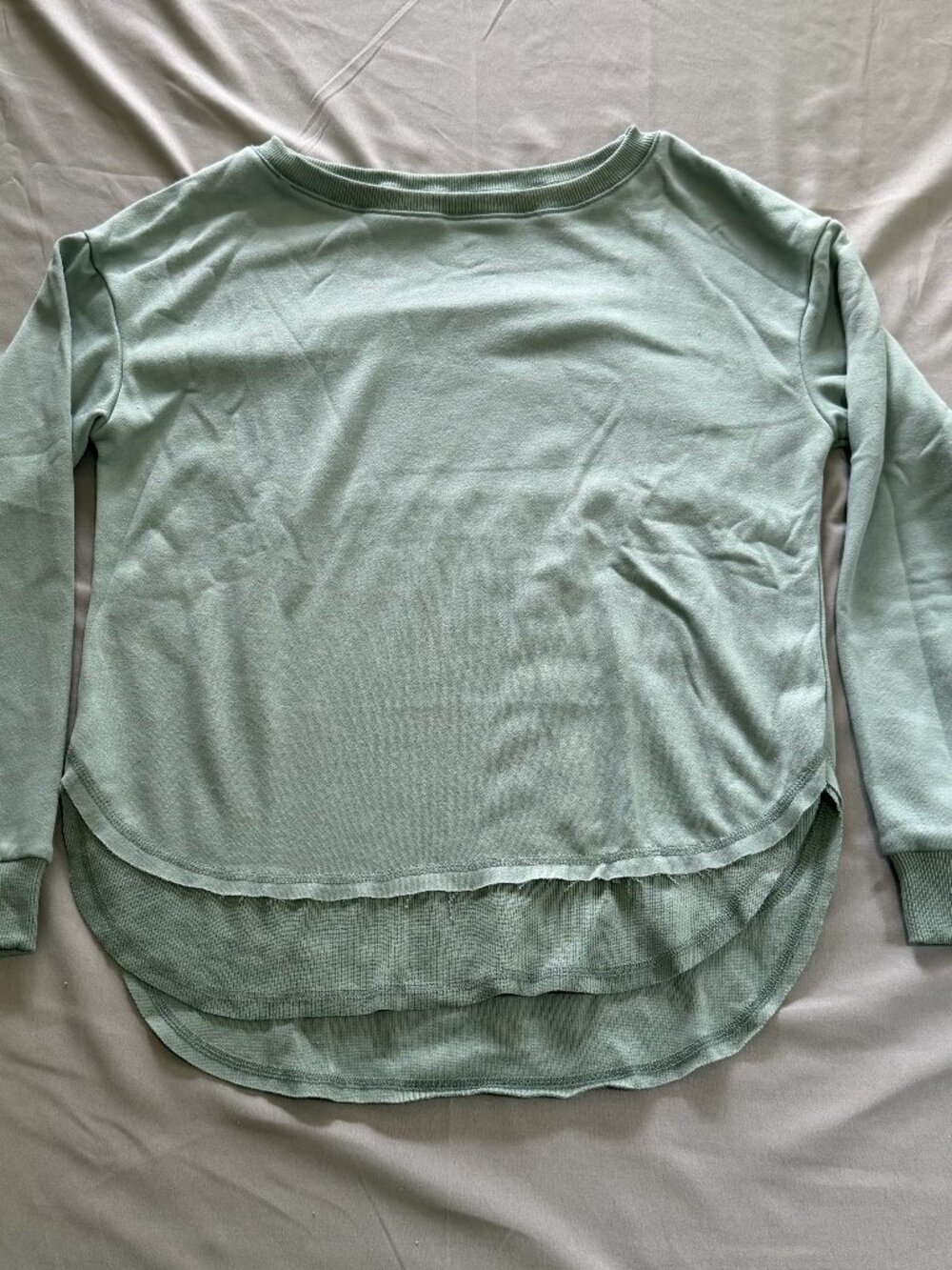 Supreme Fashion New W/Flaw Woman’s Crew Neck Sweatshirt Sage Green Size Large